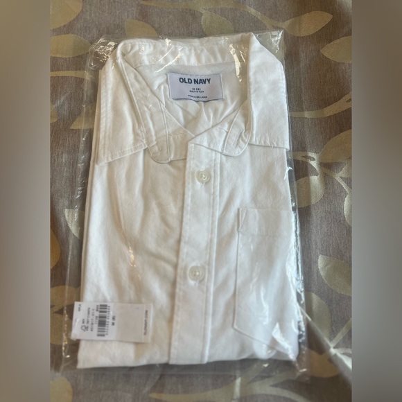 2 Old Navy Uniform White Oxford Stretch Shirt for Boys Size M (8) NWT - Picture 6 of 12
